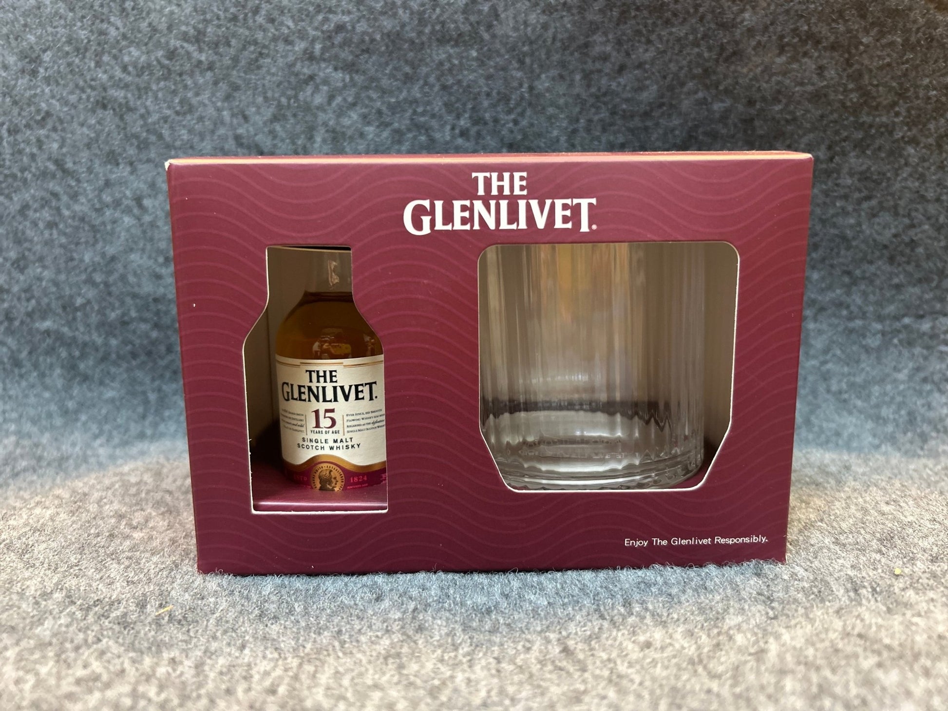 Glenlivet 格蘭利威 15年 單一純麥威士忌 酒版套裝 - Drunken whisky wine & spirits shop