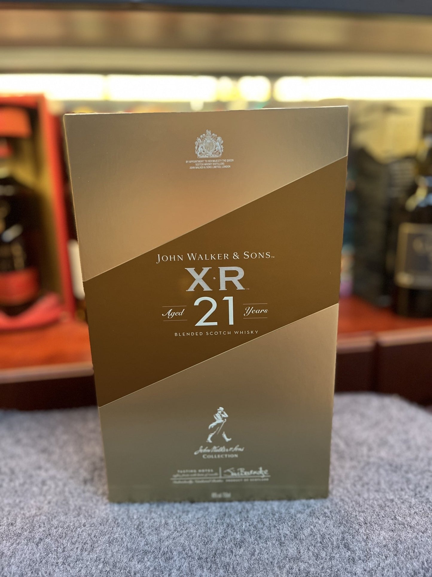 Johnnie Walker 約翰走路XR21年調和純麥威士忌 - Drunken whisky wine & spirits shop